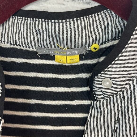 Anthropologie Little Yellow Button Osten Tank Top Striped Black Bib - Picture 2 of 4